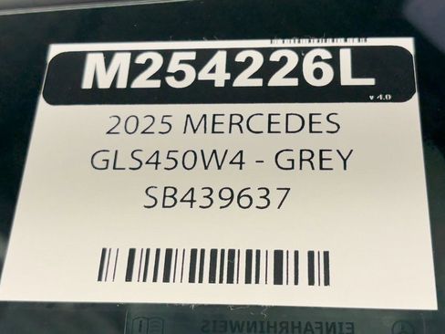 Used 2025 Mercedes-Benz GLS 450 GLS 450 image 40