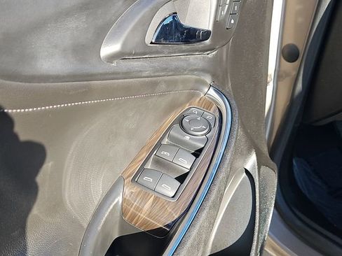 Used 2024 Chevrolet Malibu LT image 19