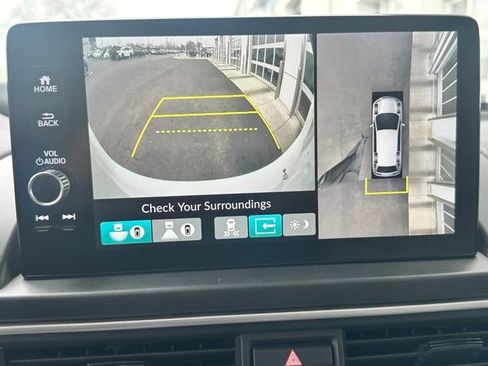 Certified 2024 Honda Pilot Elite image 22