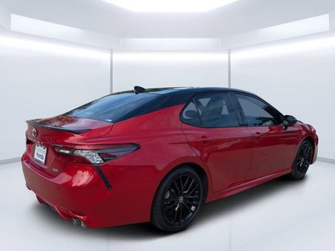Used 2023 Toyota Camry XSE FWD image 3