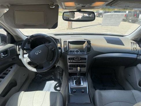 Used 2011 INFINITI G37 Journey w/ Premium Pkg RWD image 9