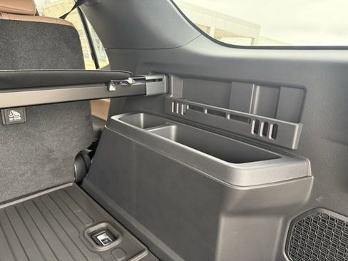 New 2025 Toyota 4Runner Limited image 29