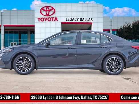 New 2026 Toyota Camry XLE image 8