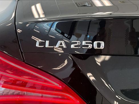 Used 2014 Mercedes-Benz CLA 250 image 27