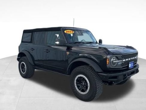 Used 2022 Ford Bronco Badlands image 10