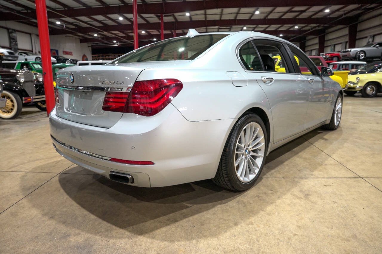 Used 2013 BMW 750Li xDrive AWD/4WD image 8