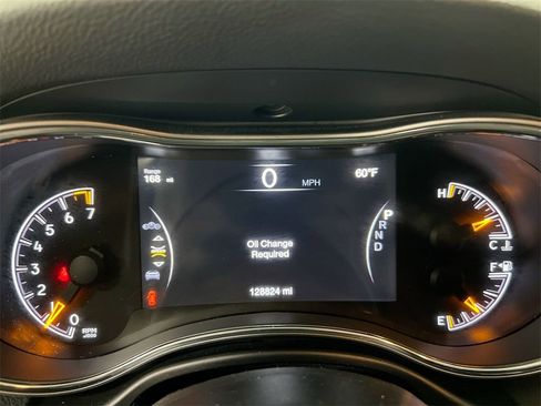 Used 2019 Jeep Grand Cherokee Limited image 11