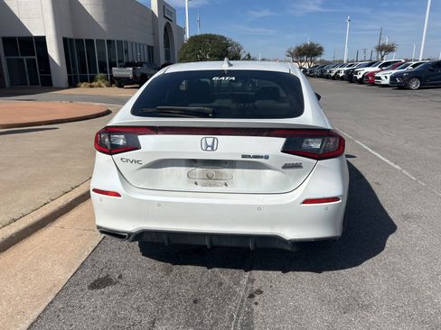 Used 2023 Honda Civic Sport Touring image 7