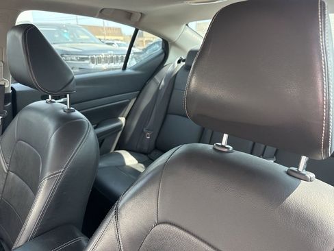 Used 2022 Nissan Altima 2.5 Platinum image 15