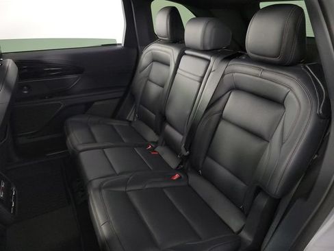 Used 2024 Lincoln Nautilus Premier w/ Equipment Group 102A AWD/4WD image 16