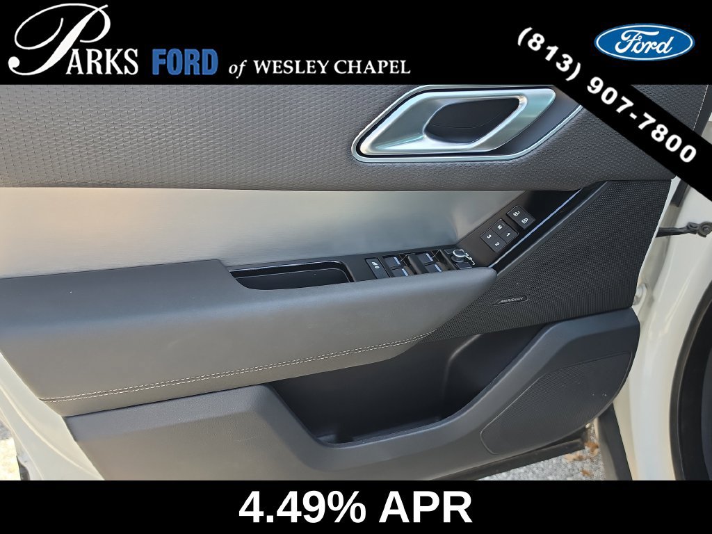 Used 2023 Land Rover Range Rover Velar R-Dynamic S AWD/4WD image 17