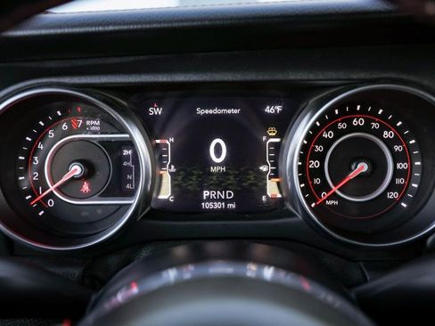 Used 2020 Jeep Gladiator Rubicon AWD/4WD image 14