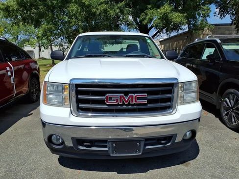 Used 2008 GMC Sierra 1500 W/T w/ SL Package RWD image 3