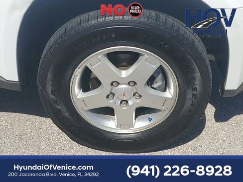 Used 2008 Pontiac Torrent AWD w/ Preferred Package image 9