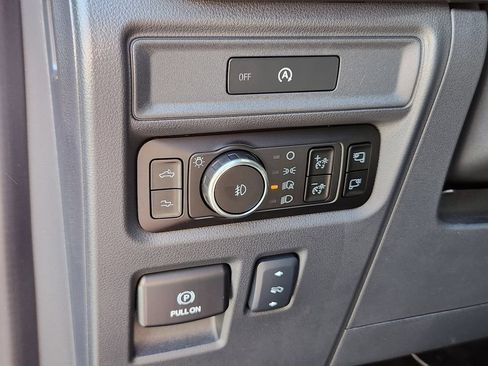 Used 2025 Ford F150 Raptor AWD/4WD image 30