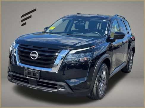 Used 2025 Nissan Pathfinder SV AWD/4WD image 1