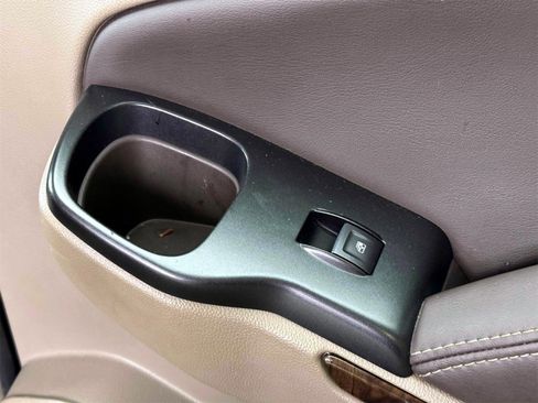 Used 2019 Chevrolet Tahoe LT image 39