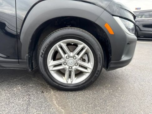Used 2023 Hyundai Kona SE AWD/4WD image 40