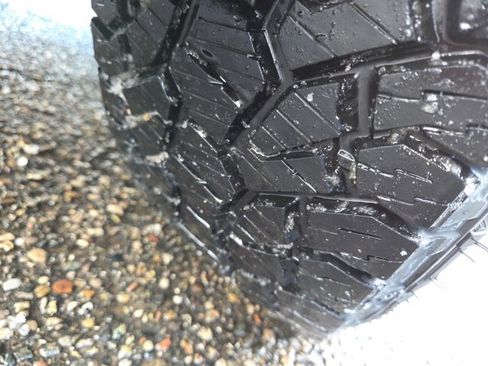 Used 2022 Chevrolet Suburban LT image 68