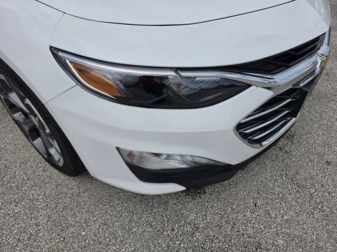 Used 2023 Chevrolet Malibu LT FWD image 9