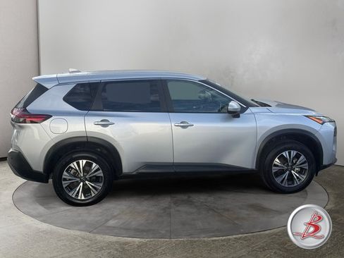 Used 2023 Nissan Rogue SV AWD/4WD image 8