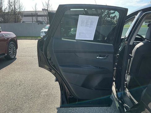 Certified 2025 Nissan Murano SL image 23