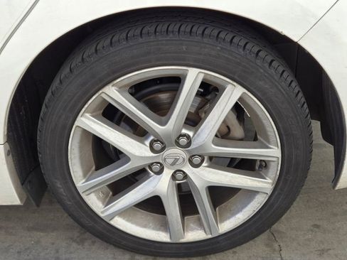 Used 2015 Lexus CT 200h image 5