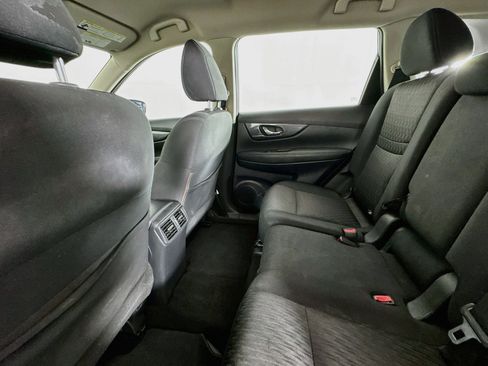 Used 2017 Nissan Rogue S FWD image 22