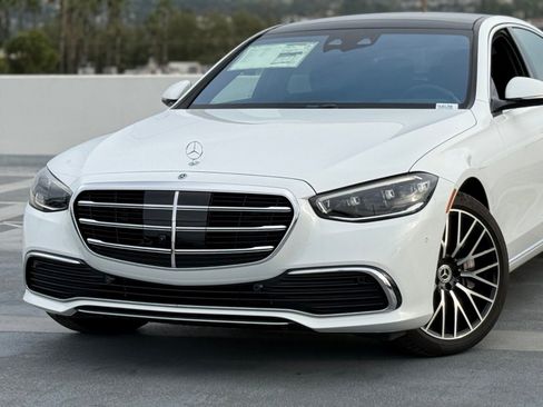 New 2026 Mercedes-Benz S 500 4MATIC image 3