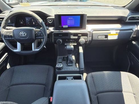 New 2026 Toyota 4Runner SR5 AWD/4WD image 30