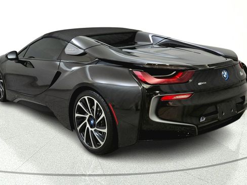 Used 2019 BMW i8 Roadster AWD/4WD image 5