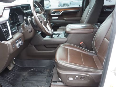 Used 2022 GMC Sierra 1500 Denali w/ Denali Reserve Package AWD/4WD image 13