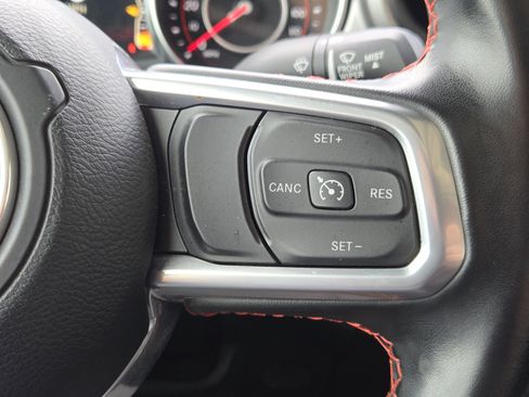 Used 2021 Jeep Gladiator Rubicon AWD/4WD image 31
