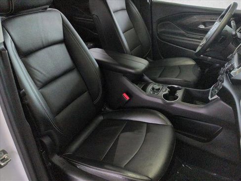 Used 2024 GMC Terrain SLT w/ Infotainment Package II AWD/4WD image 26