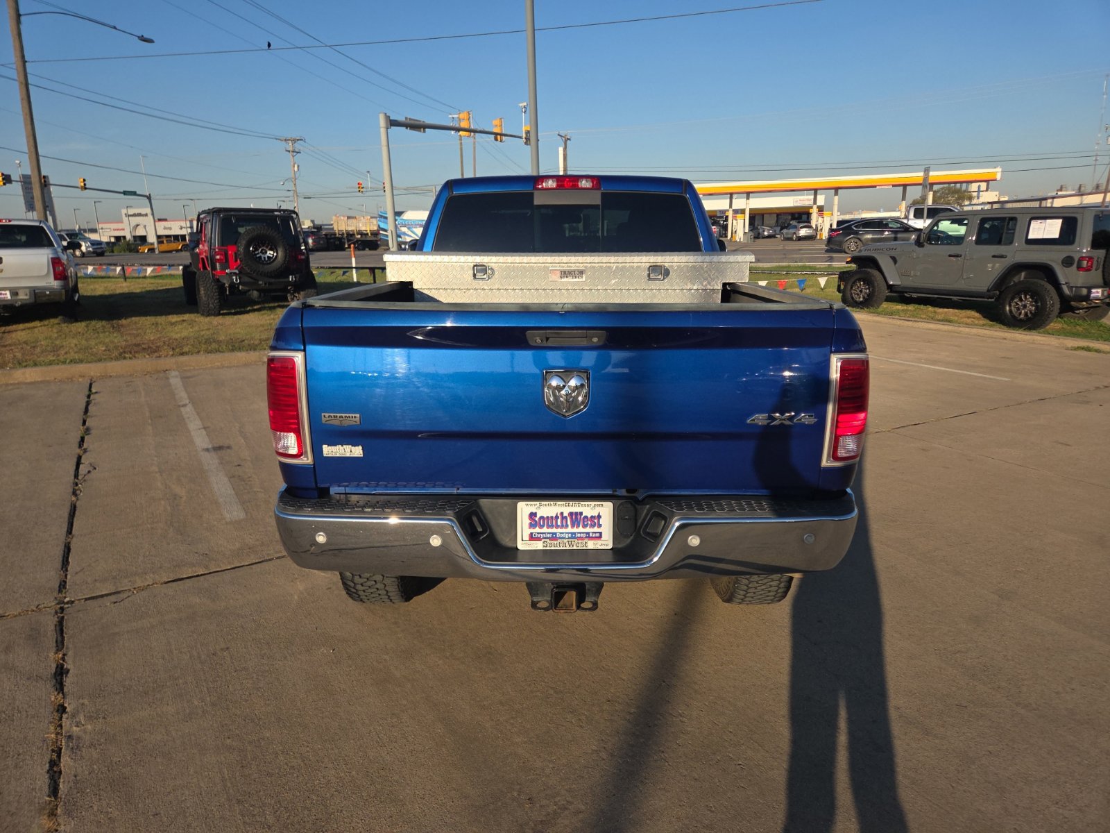Used 2017 RAM 2500 Laramie w/ Convenience Group AWD/4WD image 6