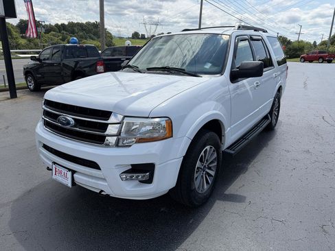 Used 2017 Ford Expedition XLT AWD/4WD image 8