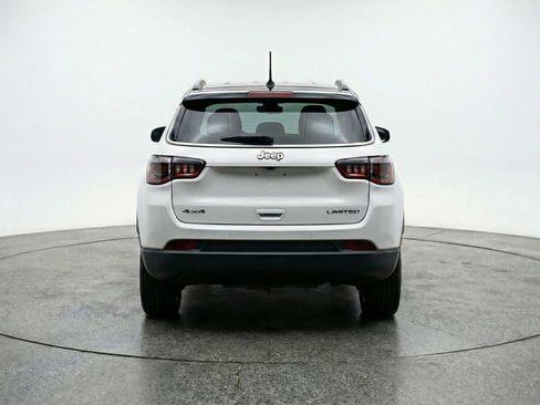 Used 2025 Jeep Compass Limited AWD/4WD image 7