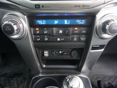 Used 2016 Toyota 4Runner Limited AWD/4WD image 11