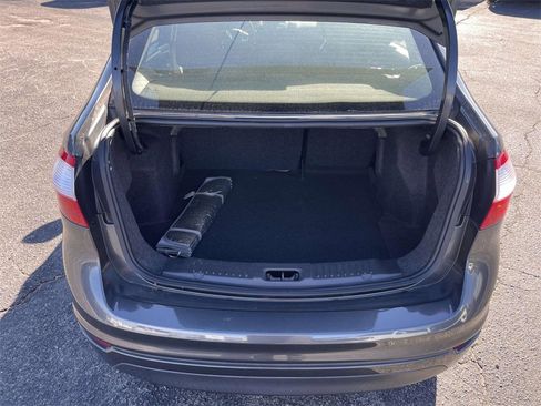 Used 2018 Ford Fiesta SE image 10