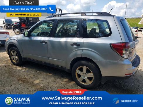 Used 2013 Subaru Forester 2.5X w/ Popular Pkg 3 AWD/4WD image 3