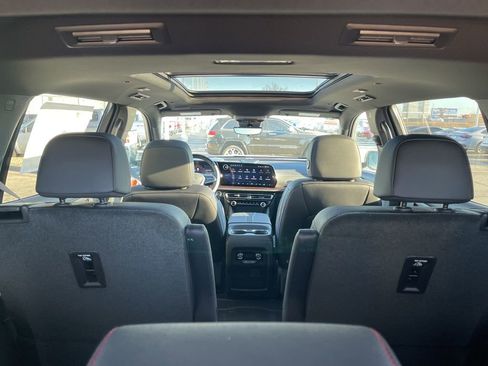 New 2026 Chevrolet Traverse Z71 w/ Enhanced Driving Package image 13