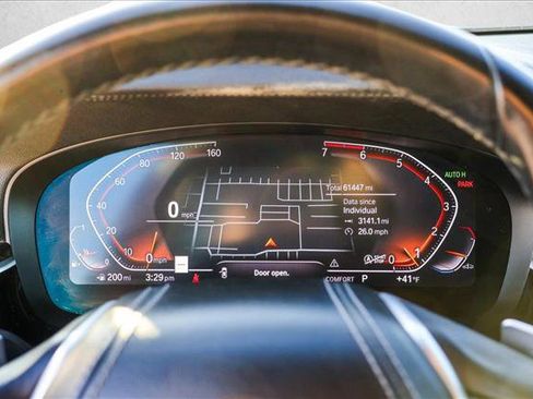 Used 2022 BMW 530i xDrive 530i xDrive w/ Convenience Package image 15