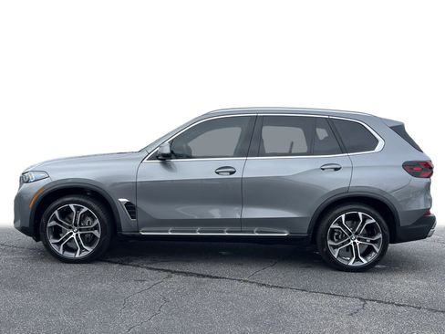 Used 2026 BMW X5 xDrive40i image 25