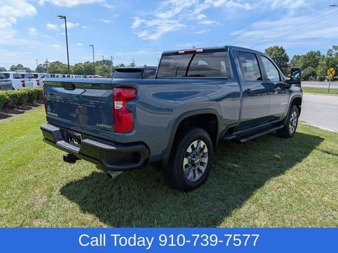 Used 2025 Chevrolet Silverado 2500 Custom w/ Custom Value Package AWD/4WD image 3