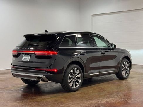 Used 2022 Lincoln Corsair Reserve w/ Elements Package image 22