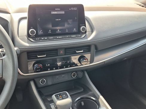 Certified 2023 Nissan Rogue SV AWD/4WD image 18