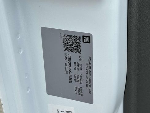 New 2025 Chevrolet Express 3500 w/ Power Convenience Package image 17