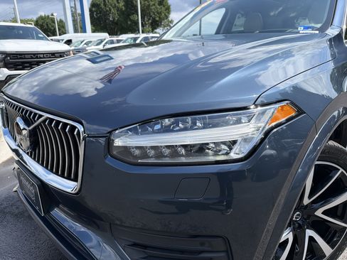 Used 2020 Volvo XC90 T6 Momentum w/ Protection Package Premier AWD/4WD image 6