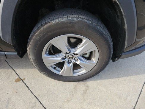 Used 2024 Toyota RAV4 XLE image 10