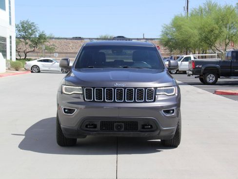 Used 2020 Jeep Grand Cherokee Laredo w/ Quick Order Package 2BN North AWD/4WD image 2